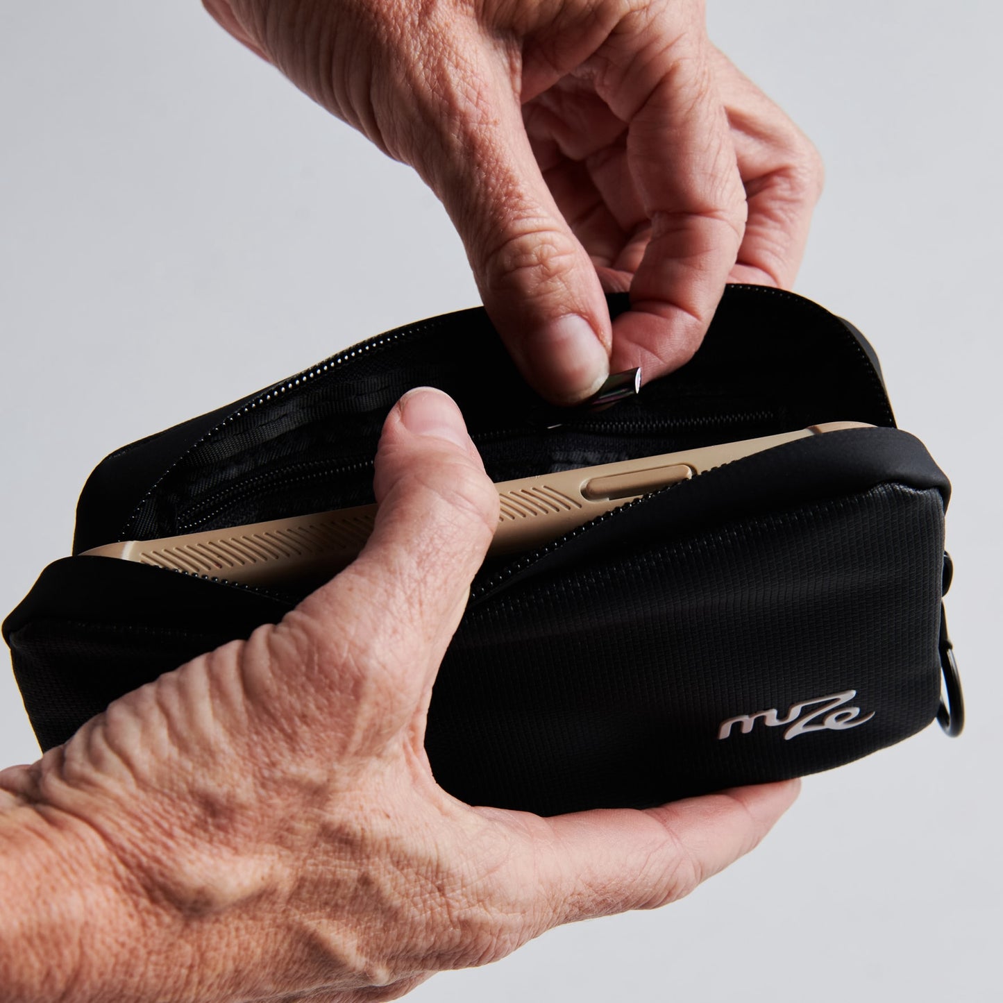 "Hold Your Stuff" Cycling Wallet