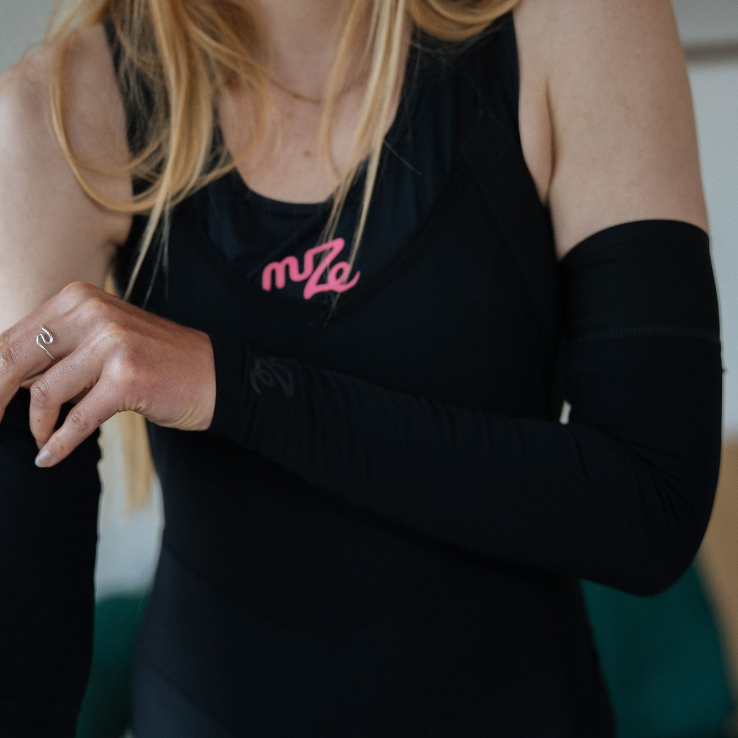 "No Bumps" Cycling Arm Warmers